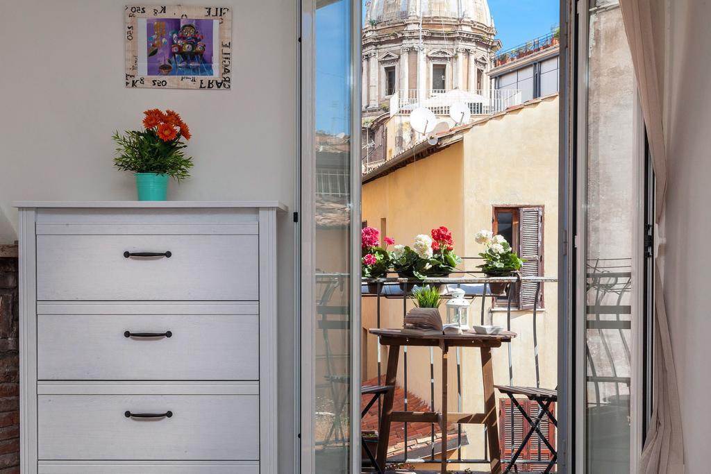 הוילה רומא Boutique Domus Navona Librari מראה חיצוני תמונה