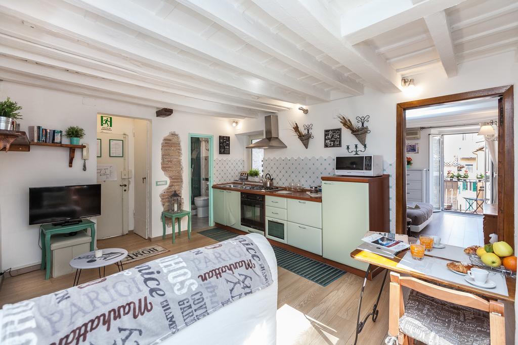 הוילה רומא Boutique Domus Navona Librari מראה חיצוני תמונה